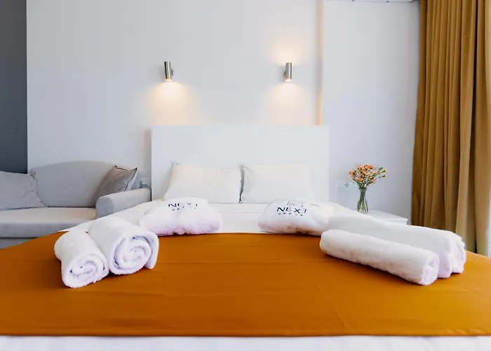 Next Orange Hotel Official